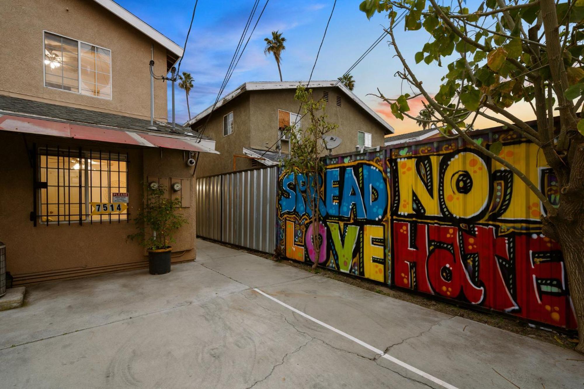 The Avalon - 35 Percent Off July 2025! Fees Casa vacanze Los Angeles