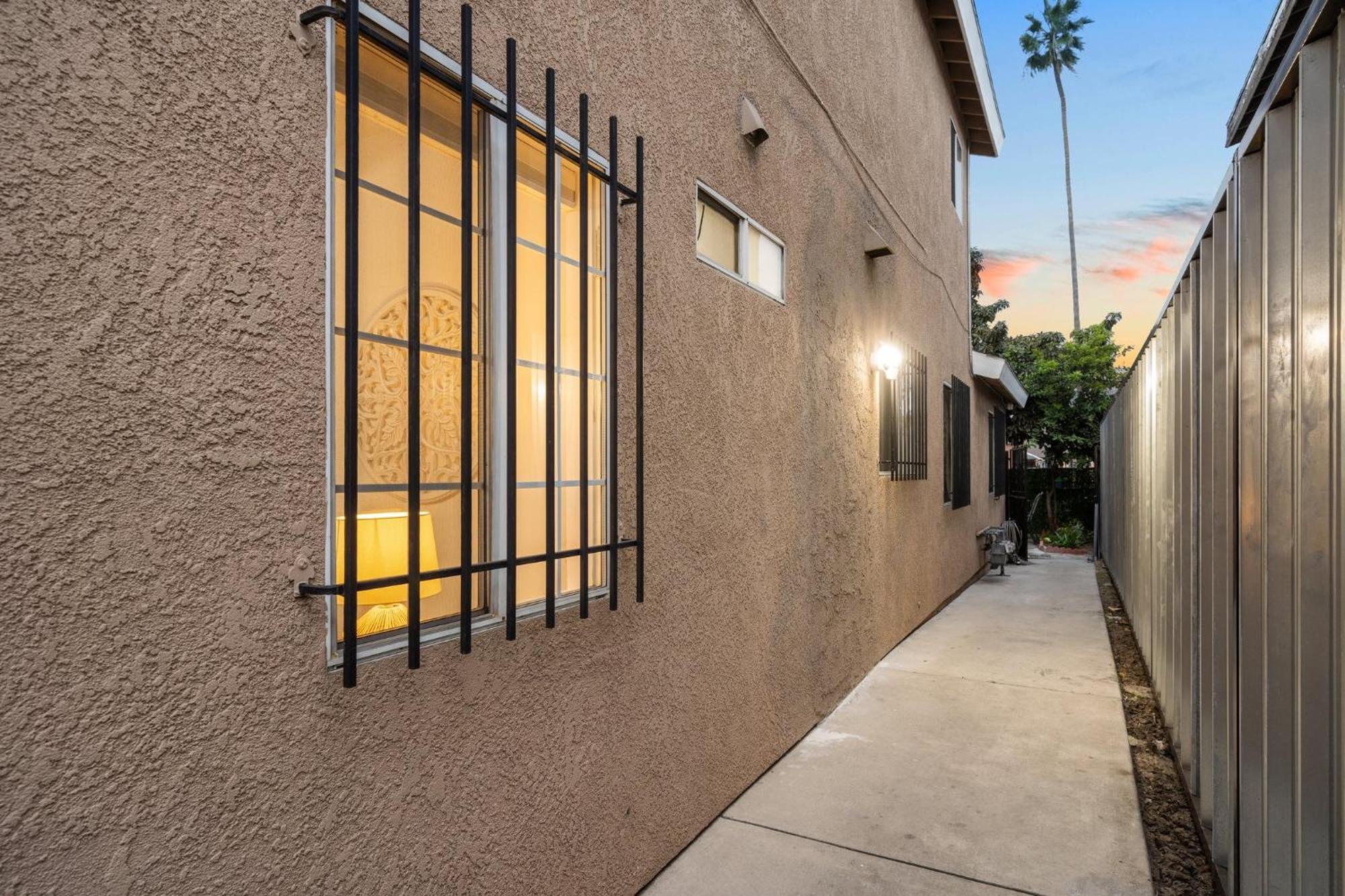 The Avalon - 35 Percent Off July 2025! Fees * Los Angeles